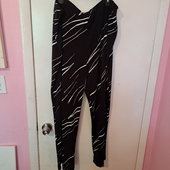 Alfani 3x black and white pants - Picture 4 of 4
